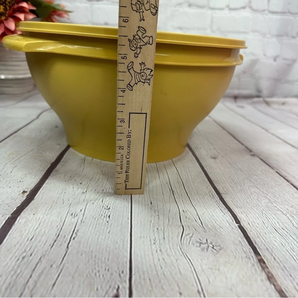 vintage tupperware harvest gold Mixing Bowl with Lid